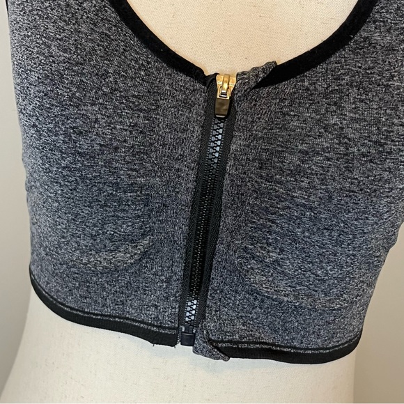 Avia Front Zip Sports Bra - Picture 4 of 8